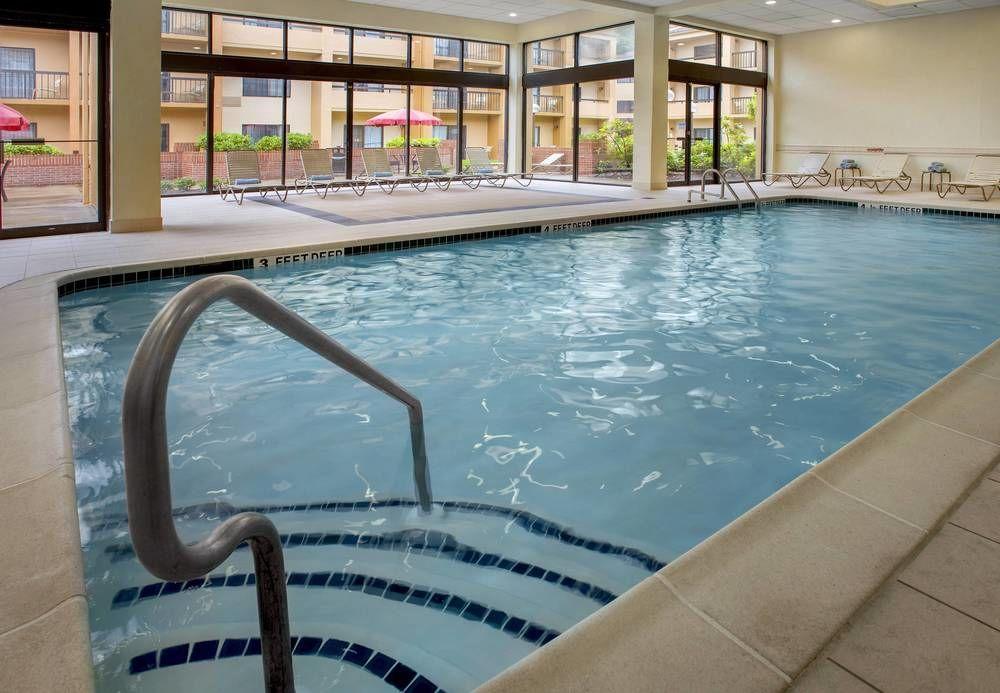 Courtyard By Marriott Tarrytown Westchester County Bagian luar foto