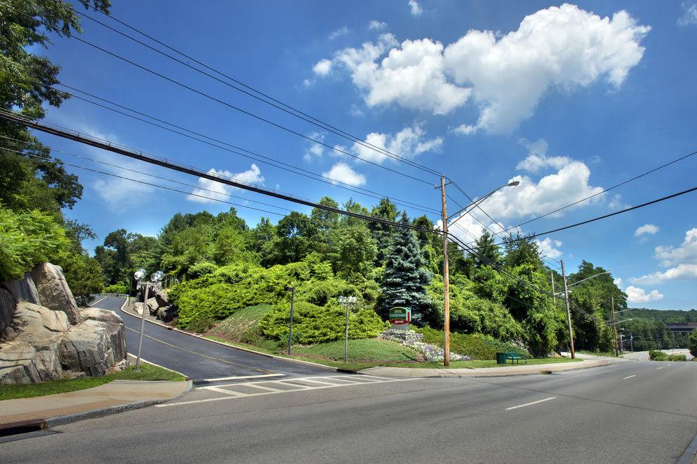 Courtyard By Marriott Tarrytown Westchester County Bagian luar foto