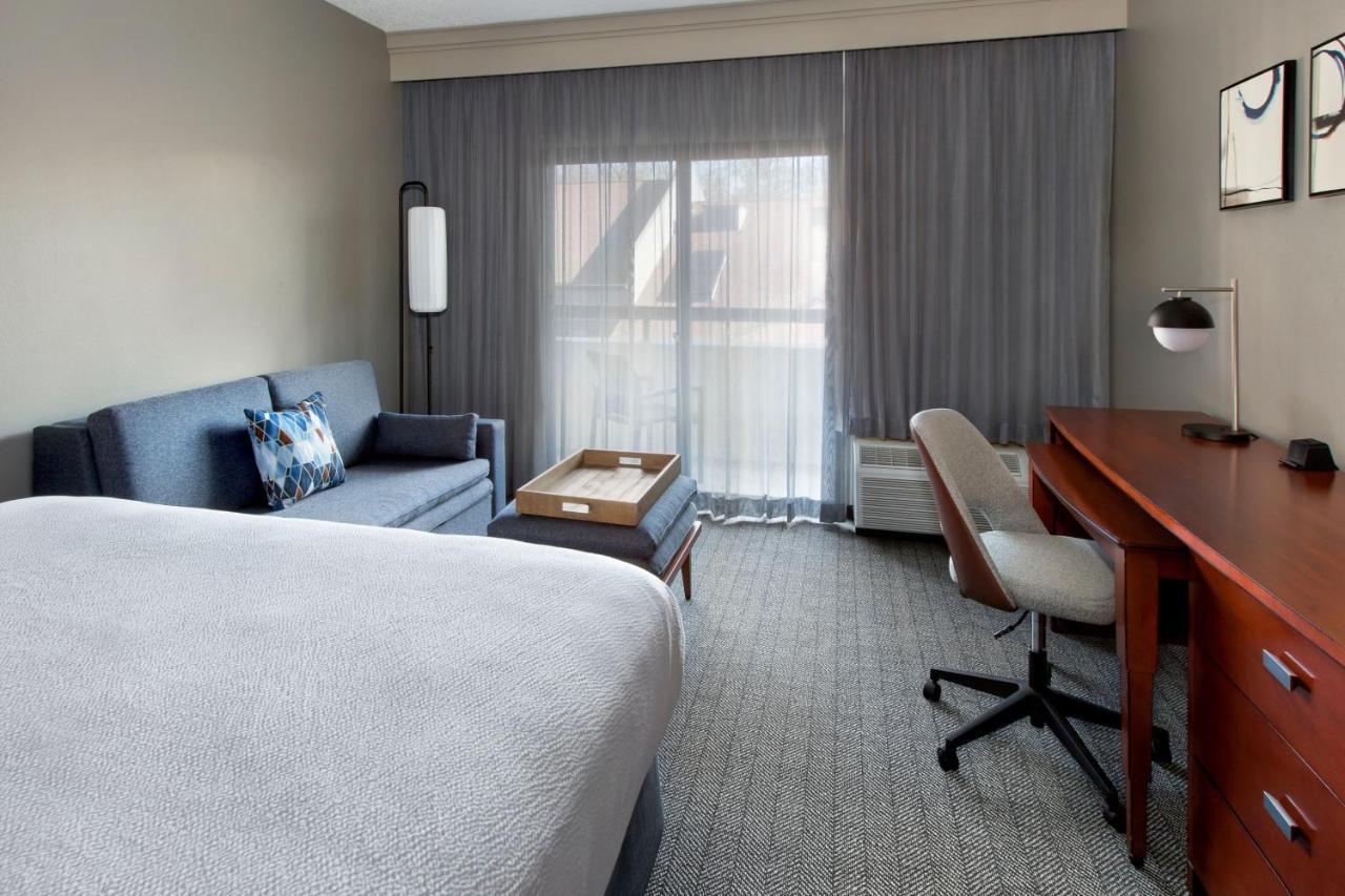 Courtyard By Marriott Tarrytown Westchester County Bagian luar foto