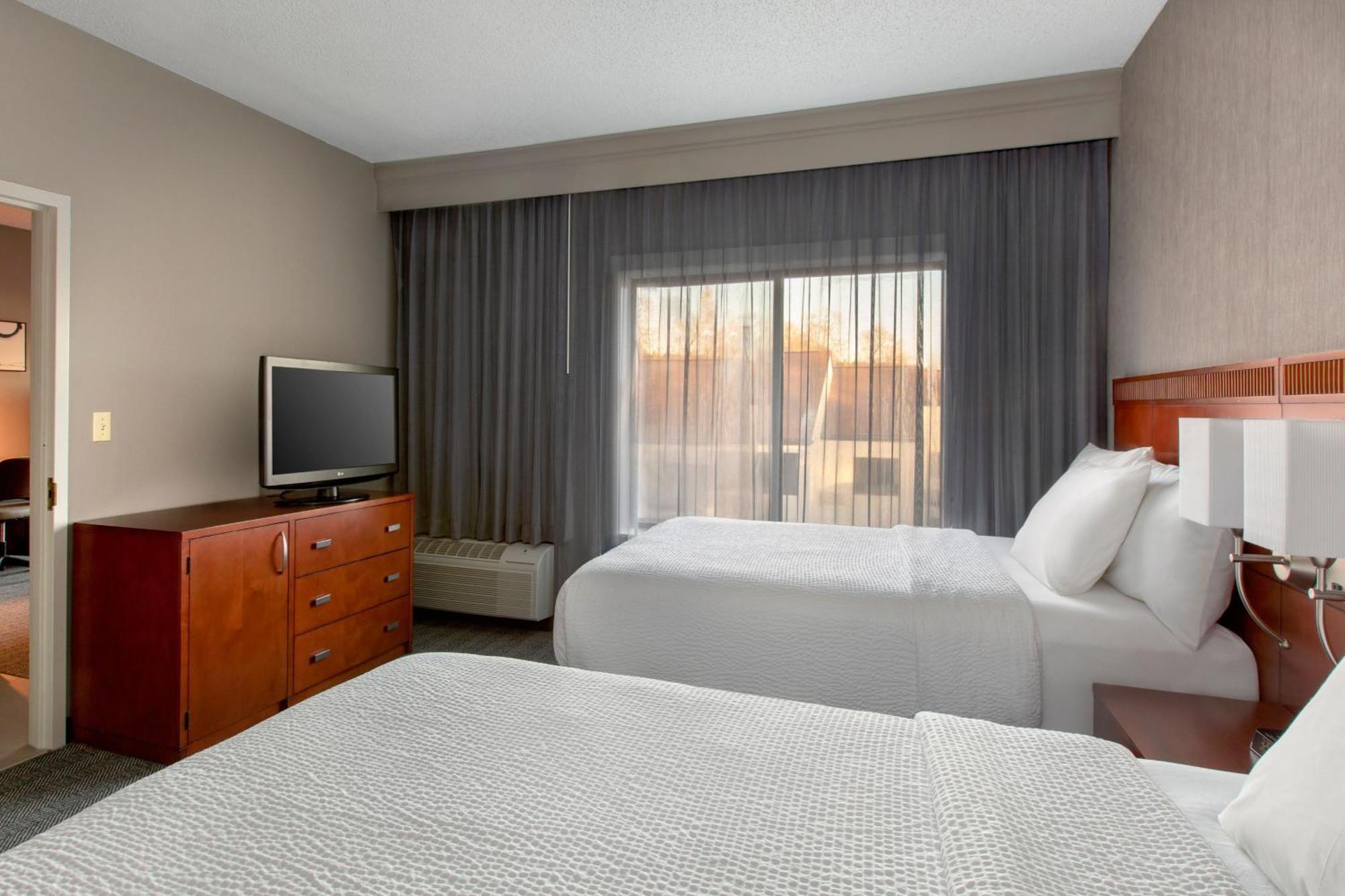 Courtyard By Marriott Tarrytown Westchester County Bagian luar foto
