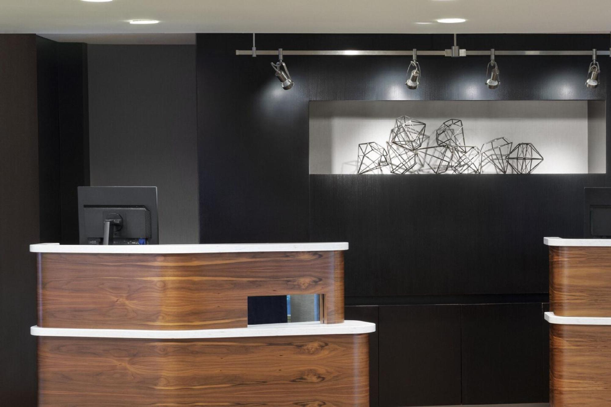Courtyard By Marriott Tarrytown Westchester County Bagian luar foto