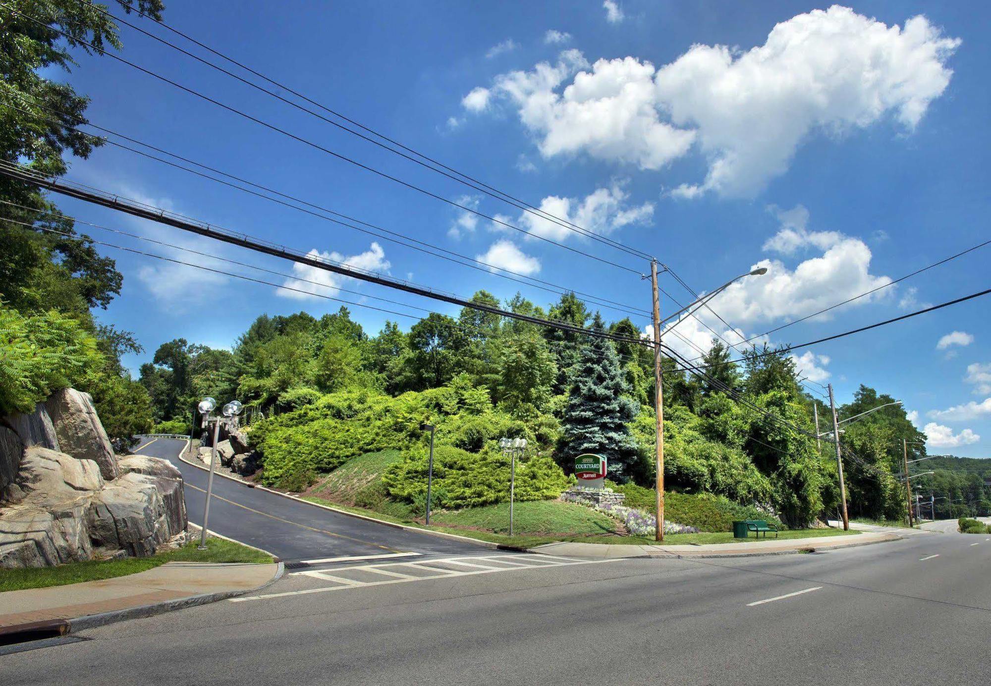 Courtyard By Marriott Tarrytown Westchester County Bagian luar foto
